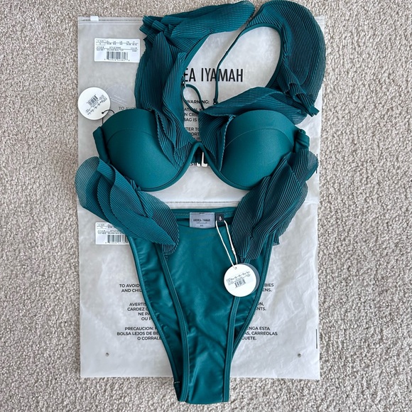 ANDREA IYAMAH SALAMA bikini set. - Picture 5 of 9